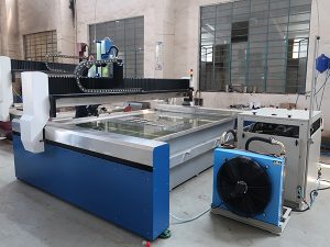 Μικρή μηχανή κοπής με ψεκασμό νερού CNC, πίδακα νερού υψηλής πίεσης: μάρμαρο, γρανίτη, γυαλί, κεραμικό, μέταλλο